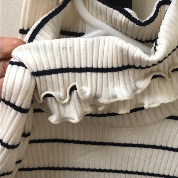 Striped & Ruffled JCrew Turtleneck - Picture 4 of 6